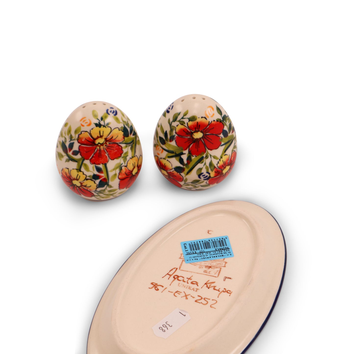 Salt and Pepper Set .Pattern: Christmas Day