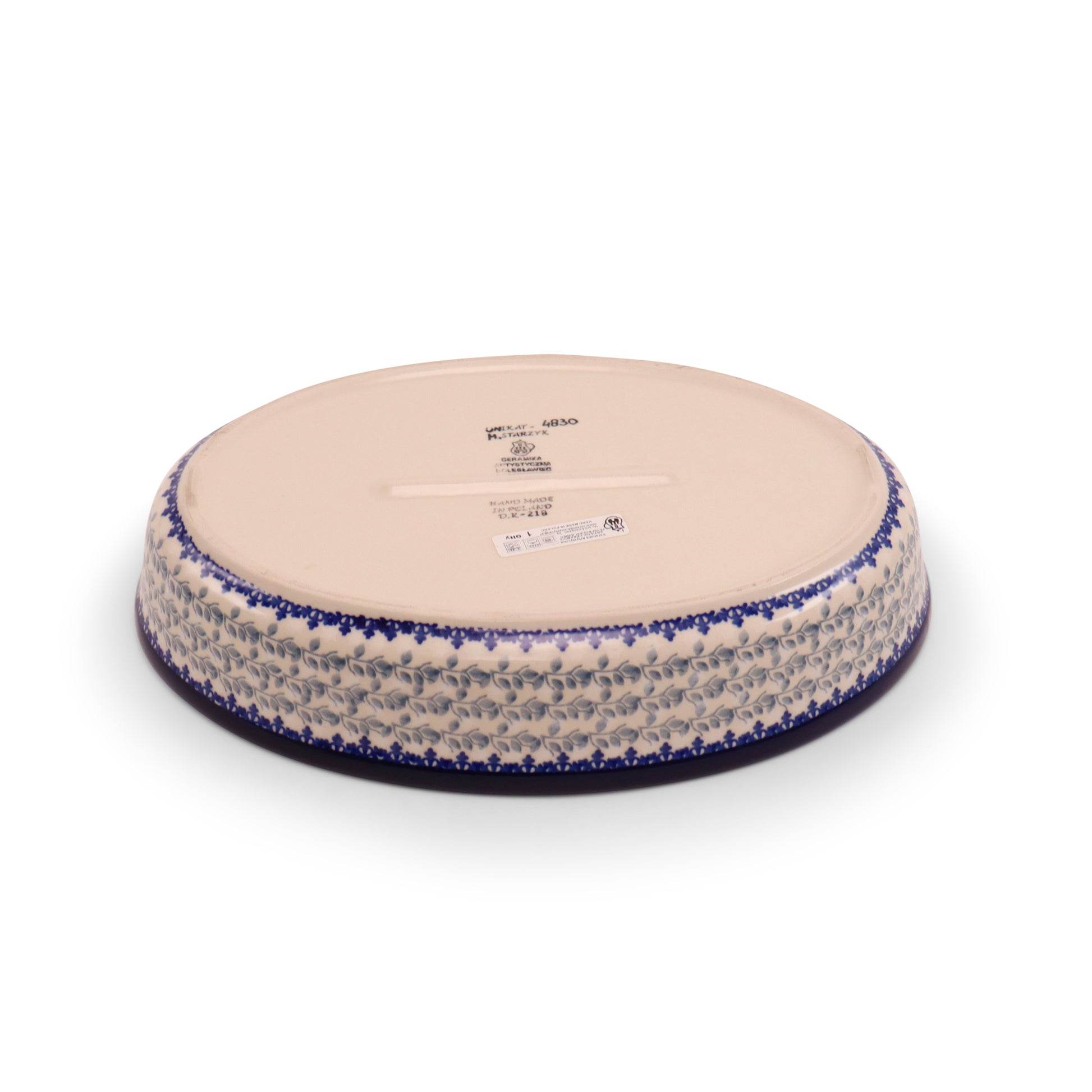 12"x9"x3" Covered Oval Baker. Pattern: Chilled Couple