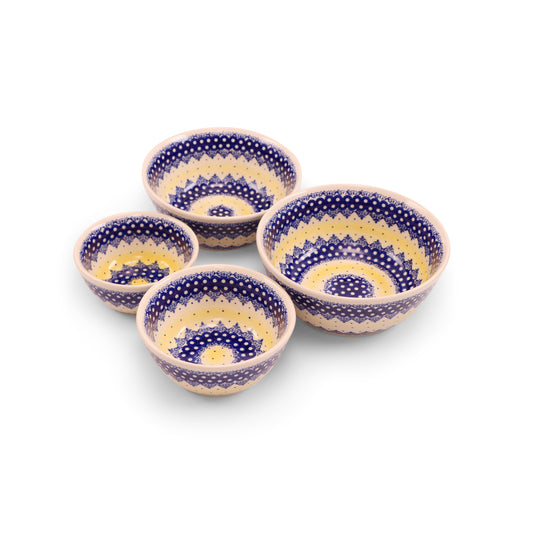 Set of 4 Stacking Bowls. Pattern: Don't Give Up