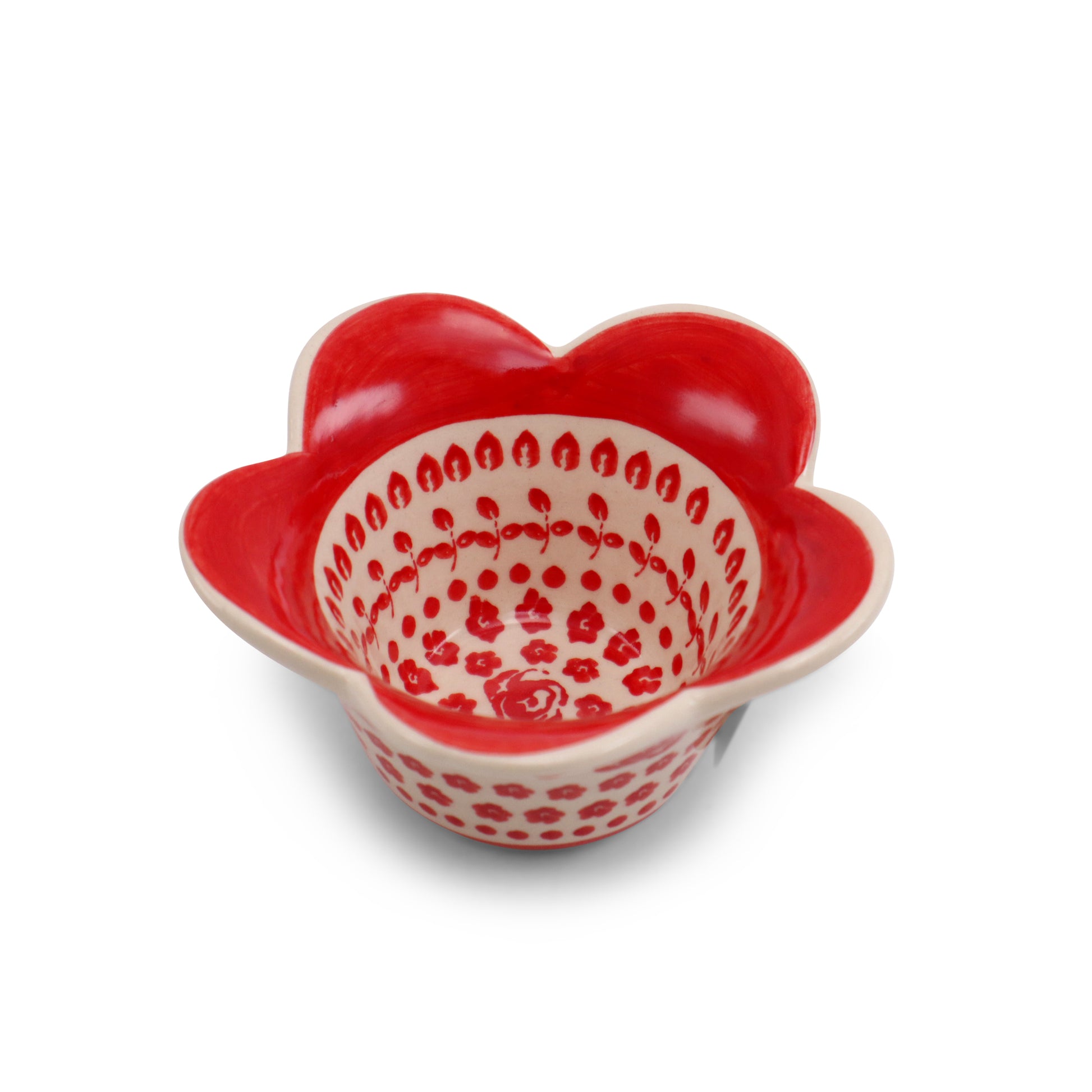 4"x2" Scallop Bowl .Pattern: Solitaire