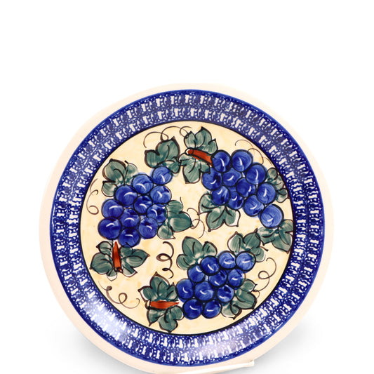 11" Plate .Pattern: Vineyard