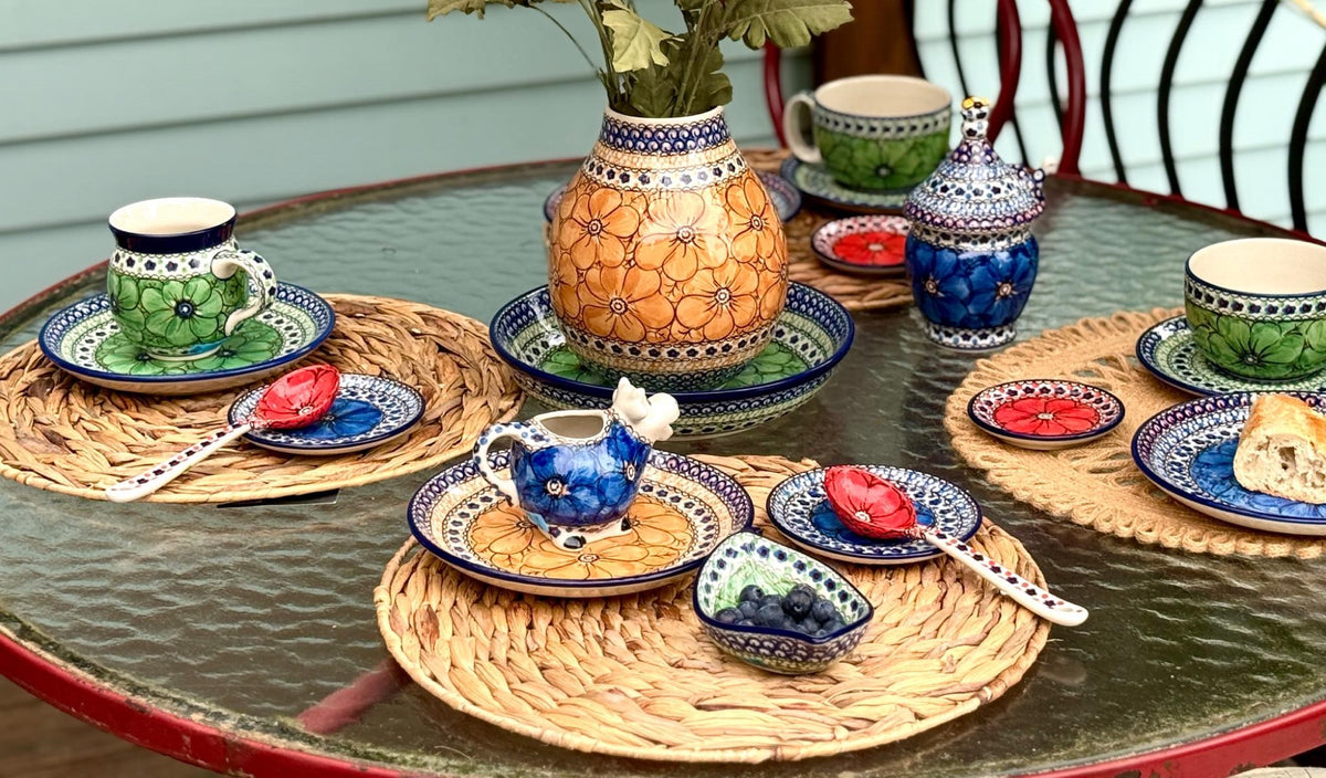 Surroundings Polish Pottery