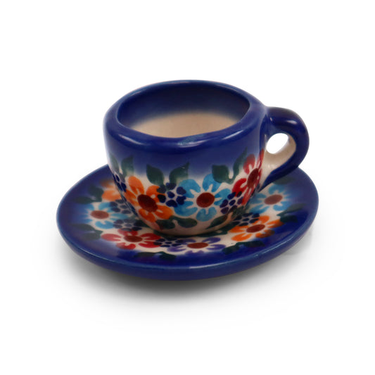 Mini Cup and Saucer.Pattern: Daisies