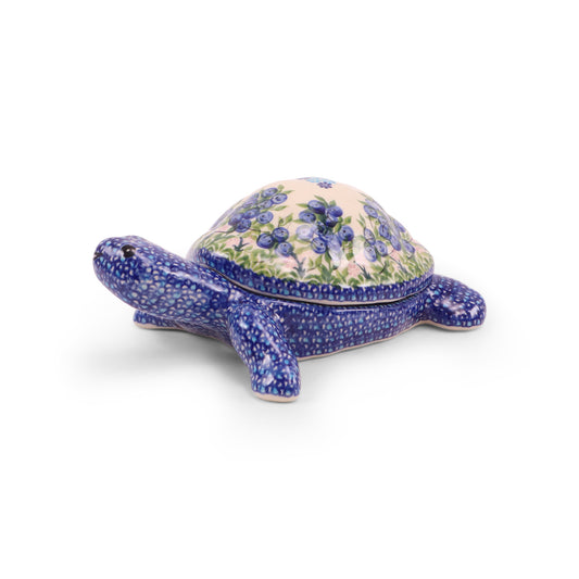 8"x6"x4" Covered Turtle Dish. Pattern: Blueberries