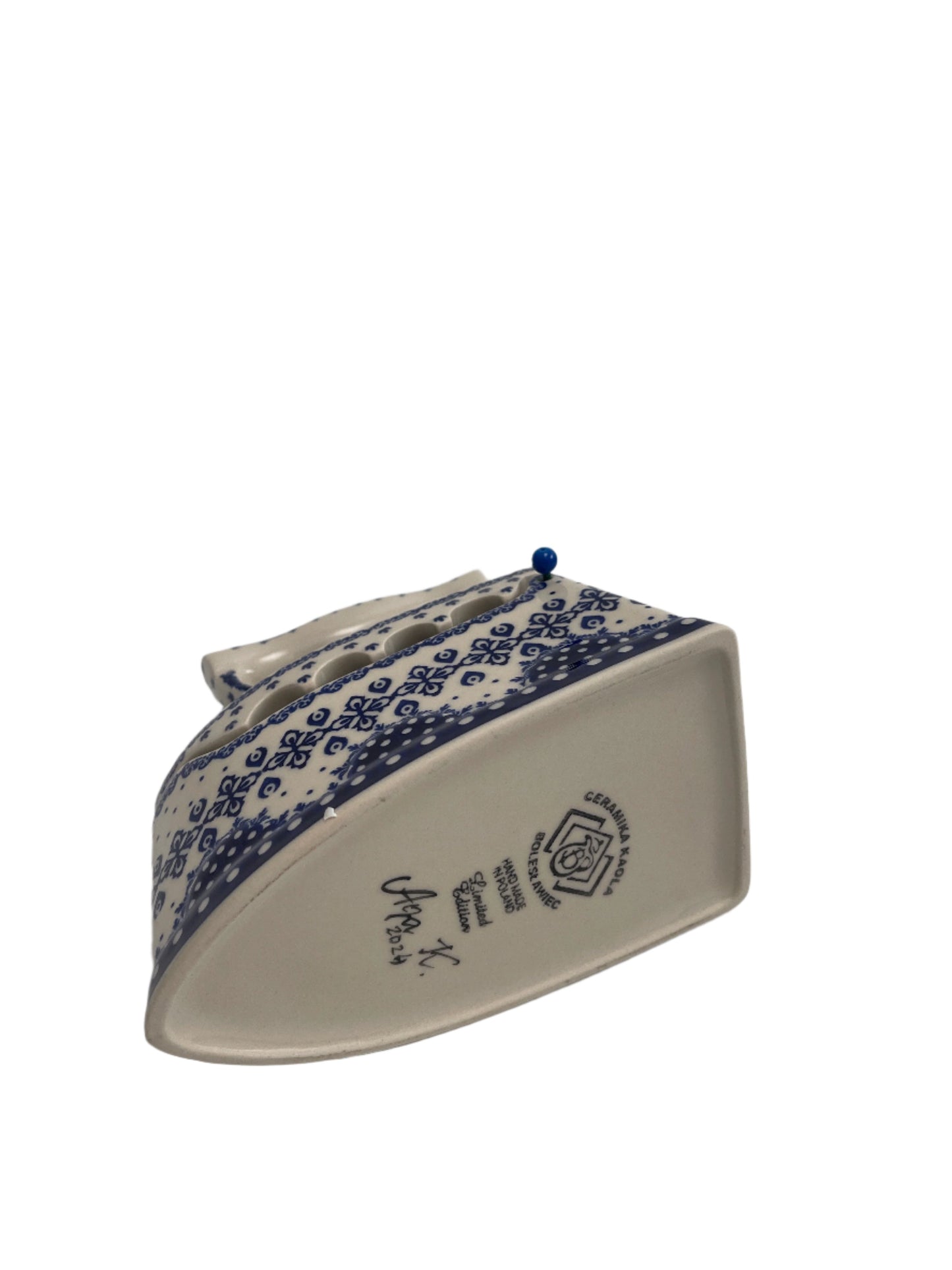 7"x4"x4" Flat Iron Trinket Box. Pattern: Cobalt Lace A