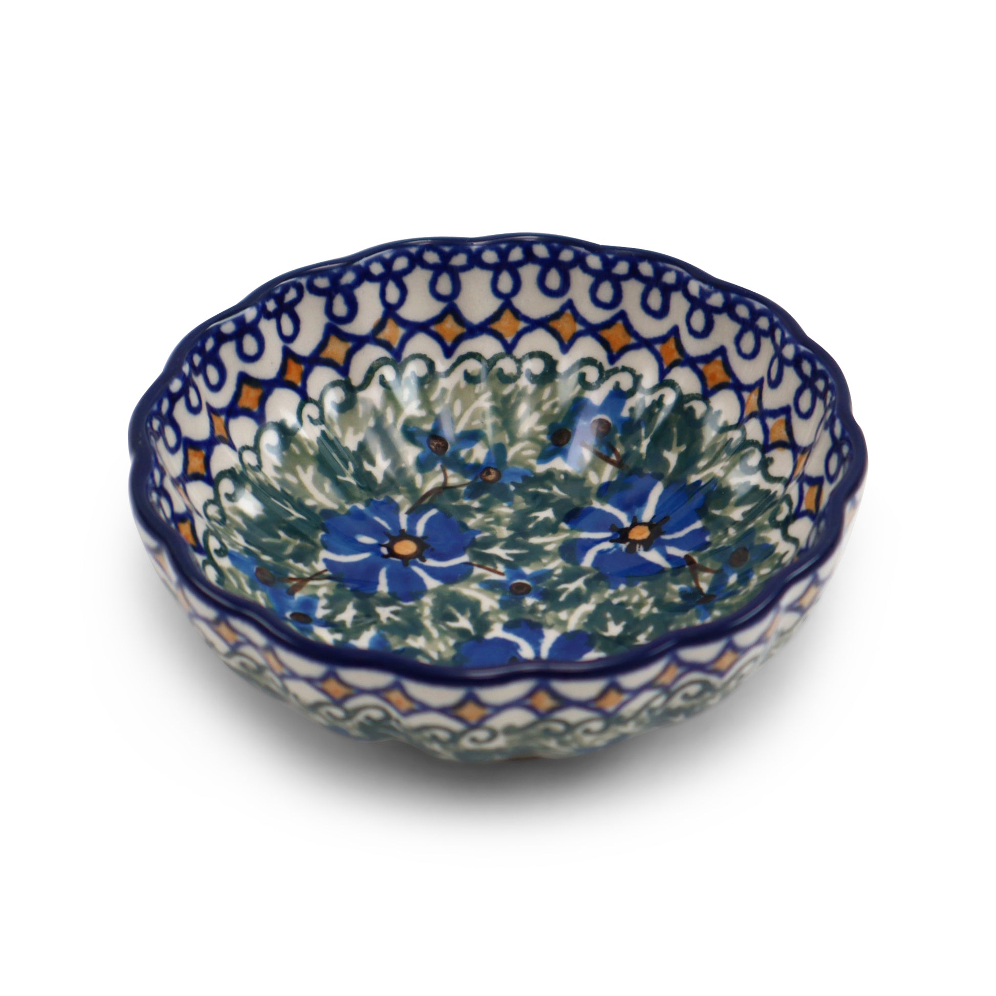 4.5"x1.5" Scallop Bowl.Pattern: U1012