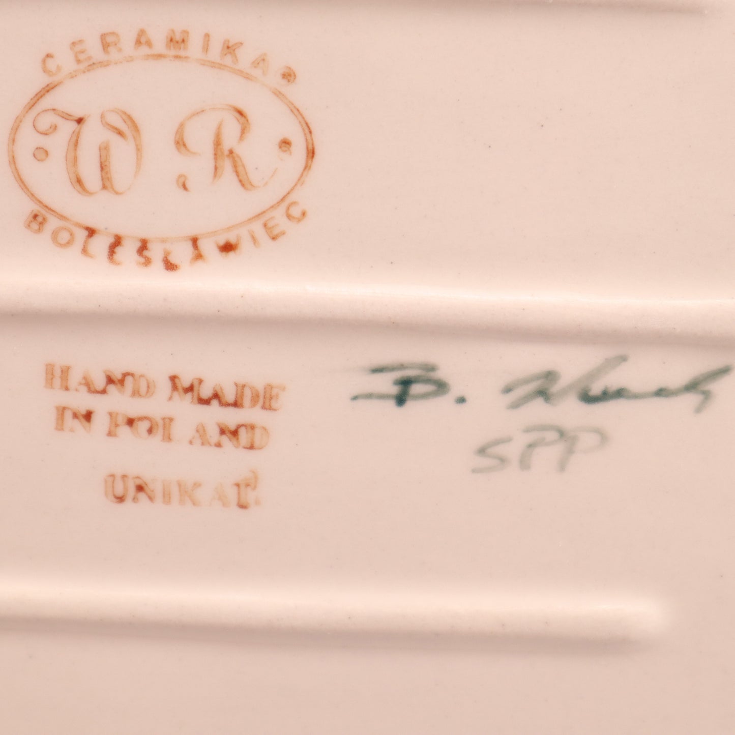 9.5"x7.5" Rectangular Baker. Pattern: Strawberry Shortcake