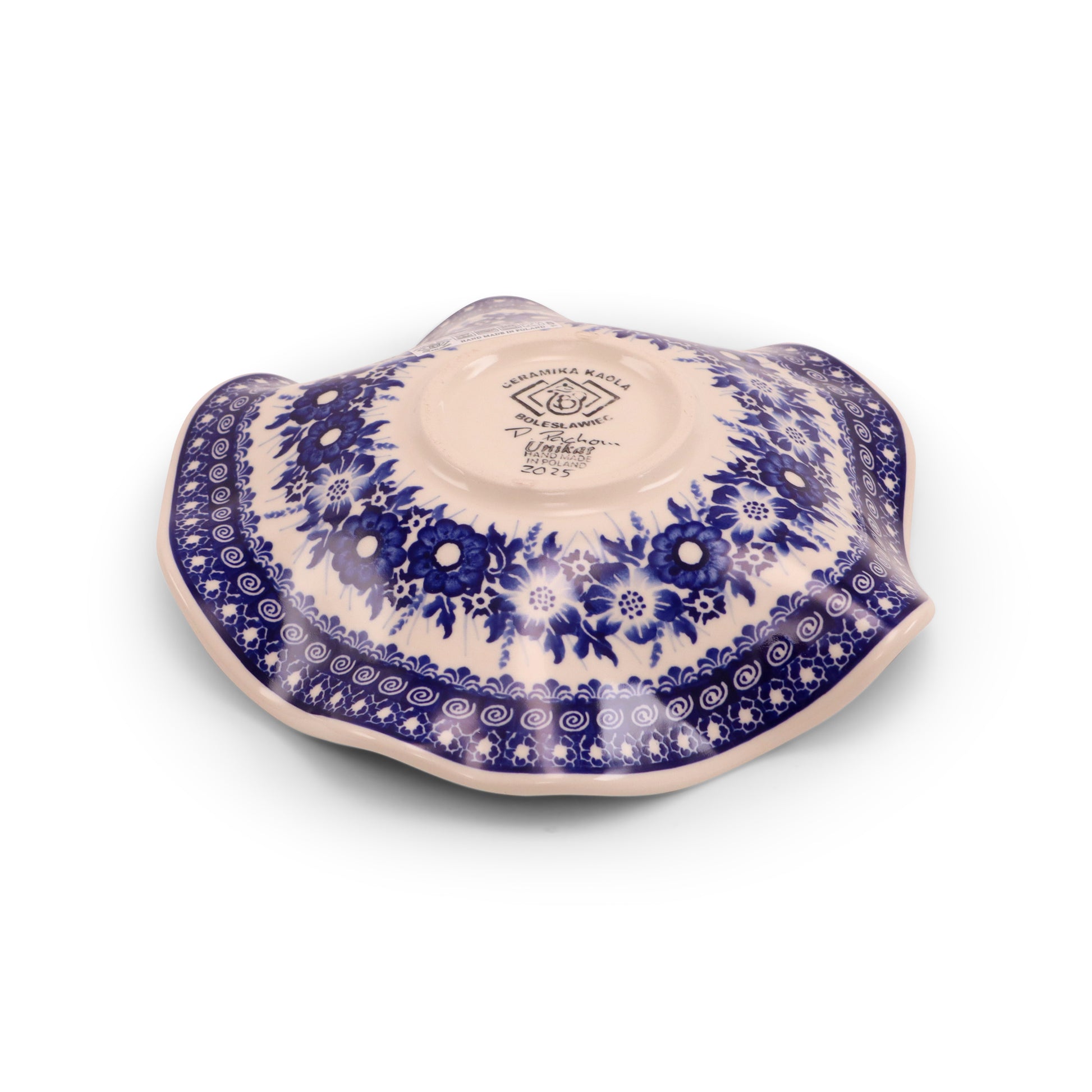 9" Wavy Shallow Bowl.Pattern: Cobalt Meadow