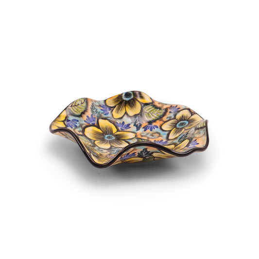 9" Wavy Shallow Bowl LE.Pattern: Citronelle