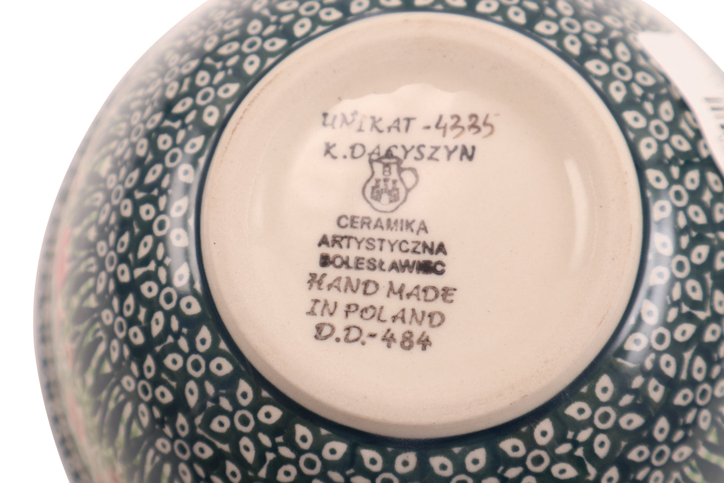 6.5" Ridge Bowl. Pattern: LAKA