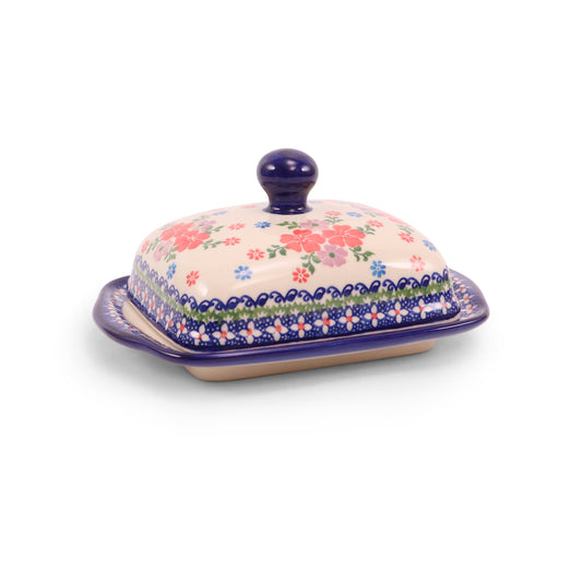 7"x5"x3" Butter Dish Dome. Pattern: Hugs From Mom