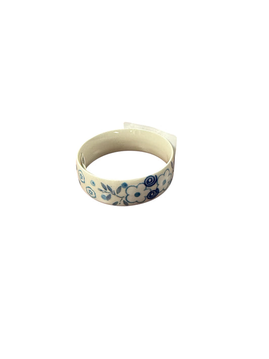 2.75" Ceramic Bangle. Pattern: Blue