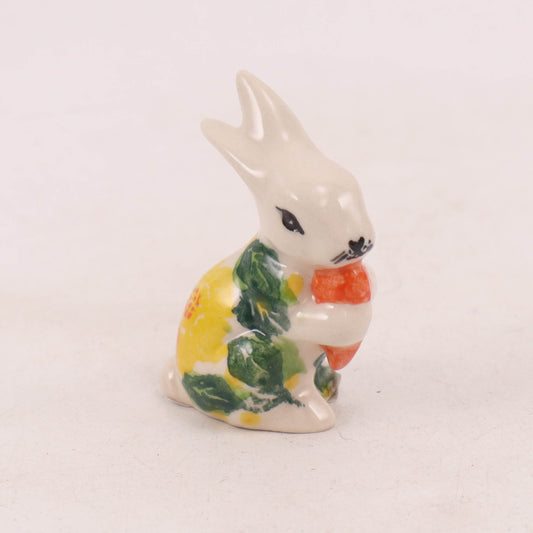 1.5" Sitting Bunny Figurine. Pattern: Sunny Day Carrot