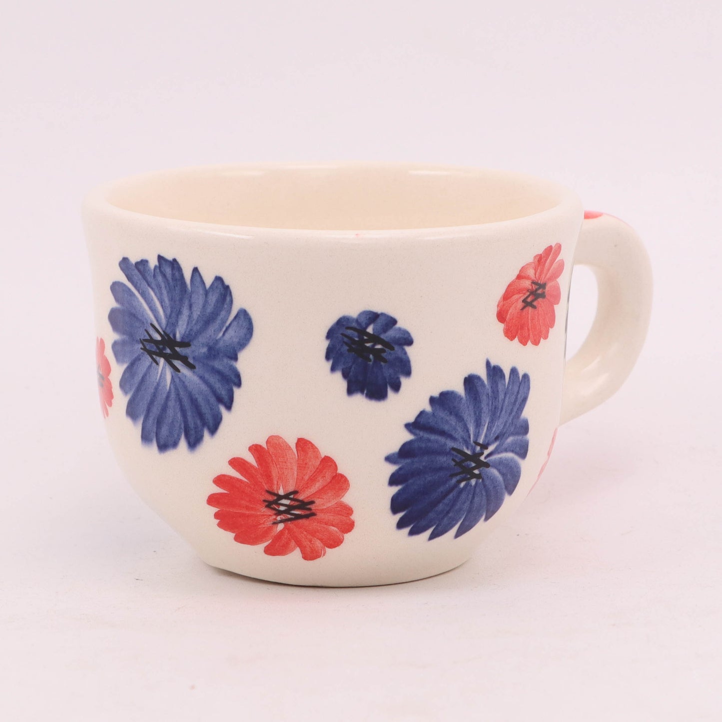 8oz Tea Cup. Pattern: Red and Blue