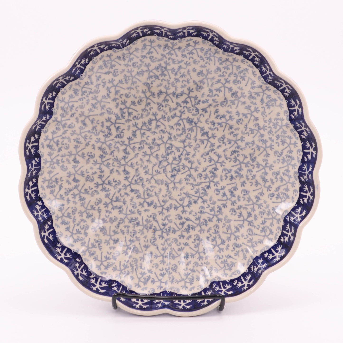 9.5" X 2" Scalloped Round Bowl.  Pattern: Frosted