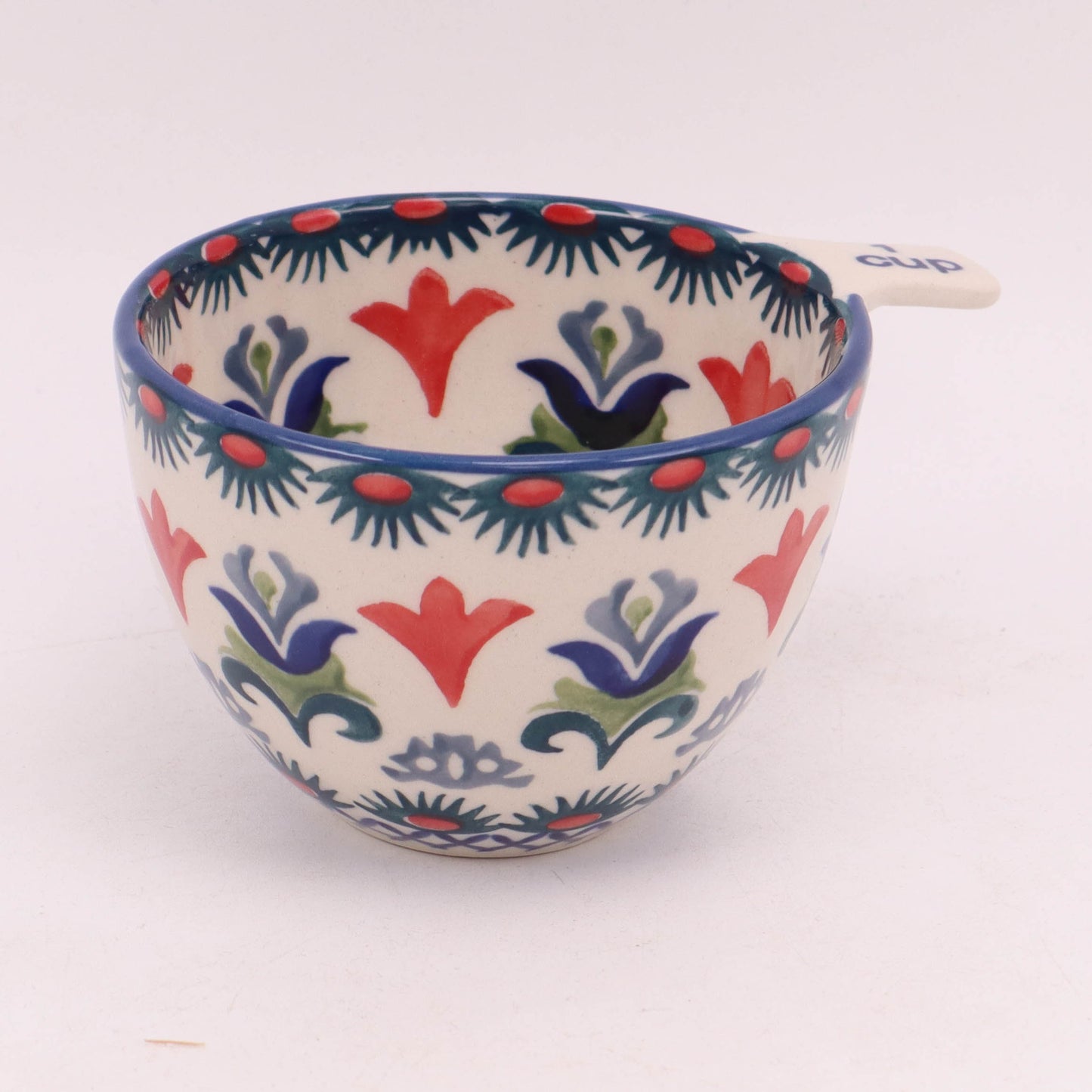 1 Cup Measuring Cup. Pattern: Dutch