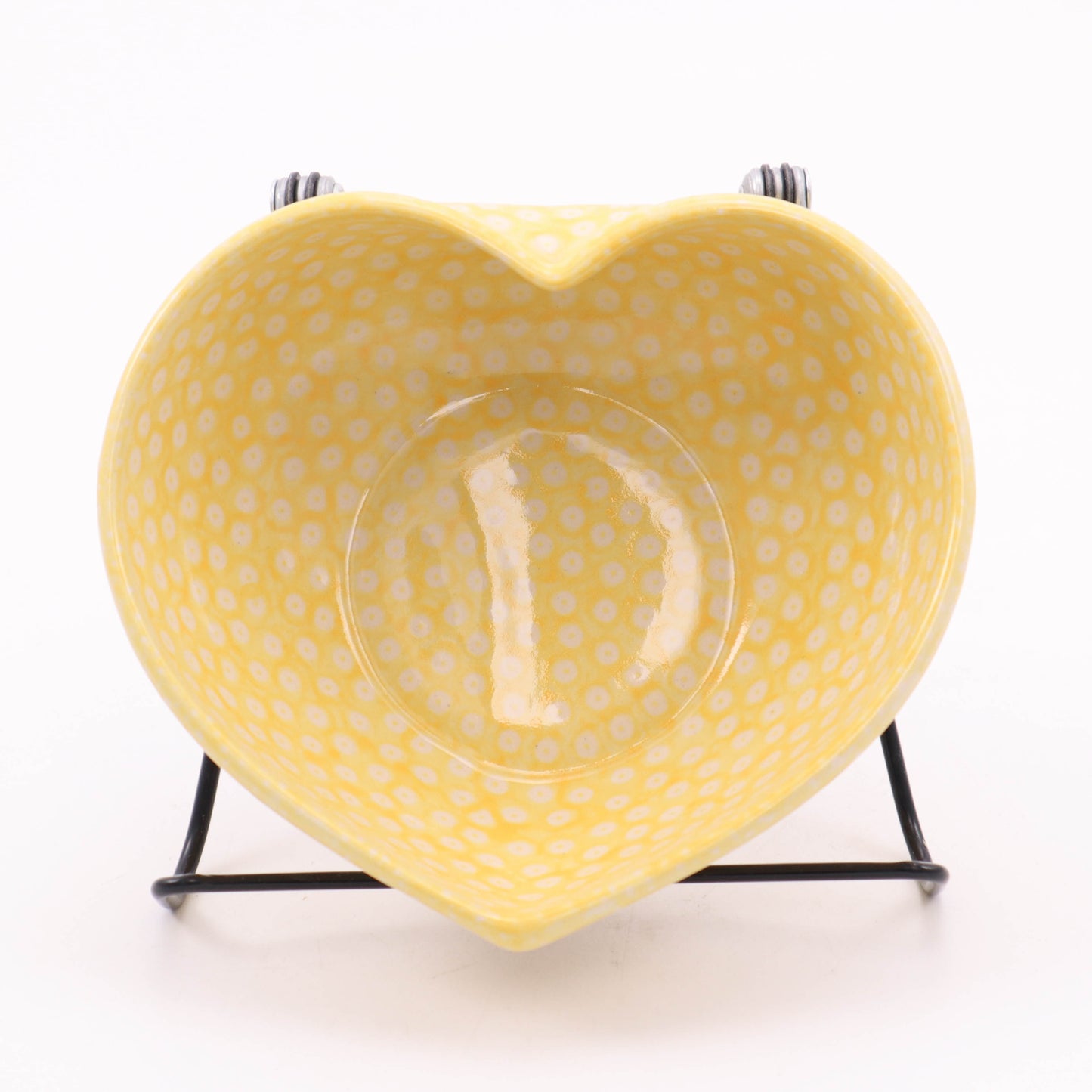 5"x6" Heart Bowl. Pattern: Yellow