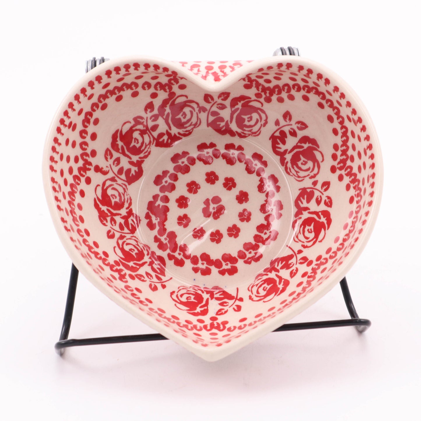 5"x6" Heart Bowl. Pattern: Country Rose