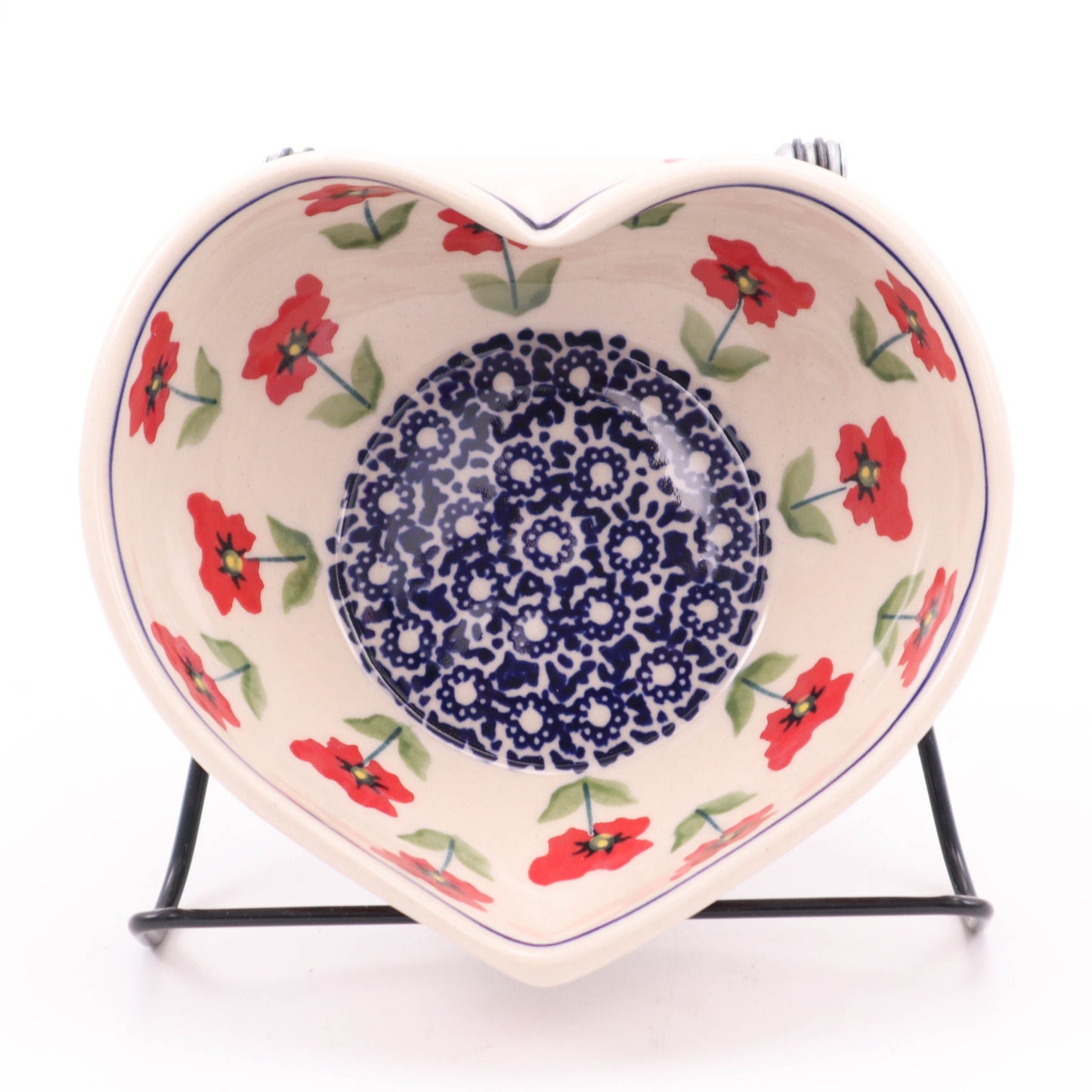 5"x6" Heart Bowl. Pattern: Perky Poppy