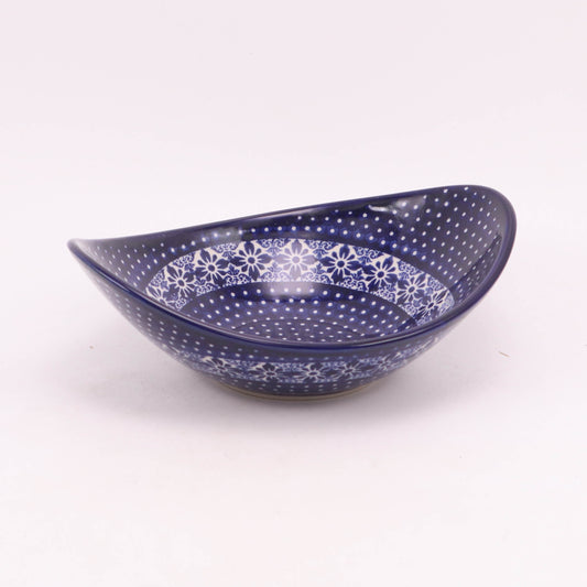 8.5"x6.5" Oval Serving Bowl. Pattern: Timeless Flower