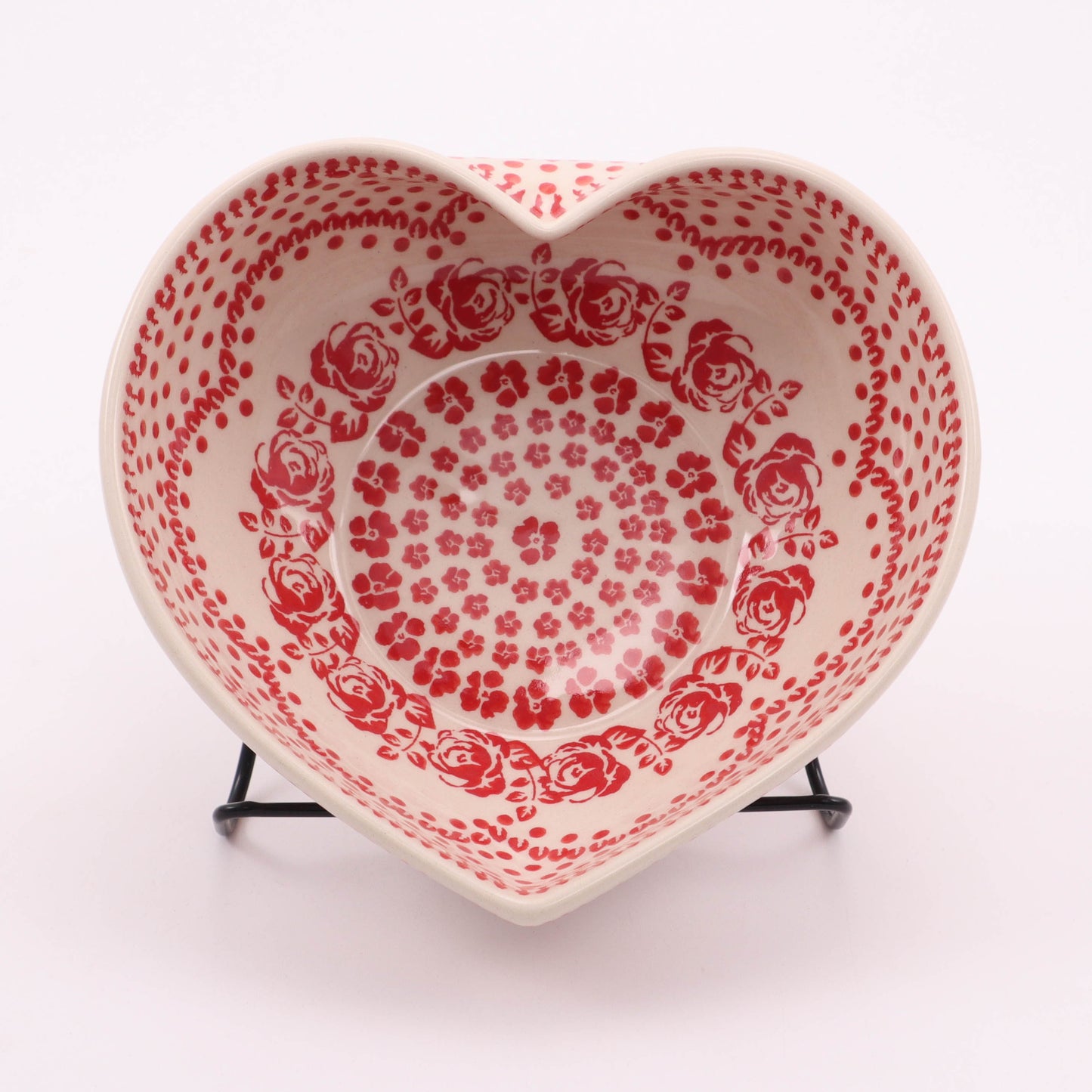 7"x6.5" Heart Bowl. Pattern: Country Rose