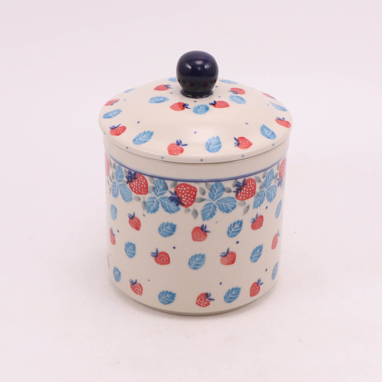 4"x5.5" Round Container with Lid. Pattern: Strawberry Delight