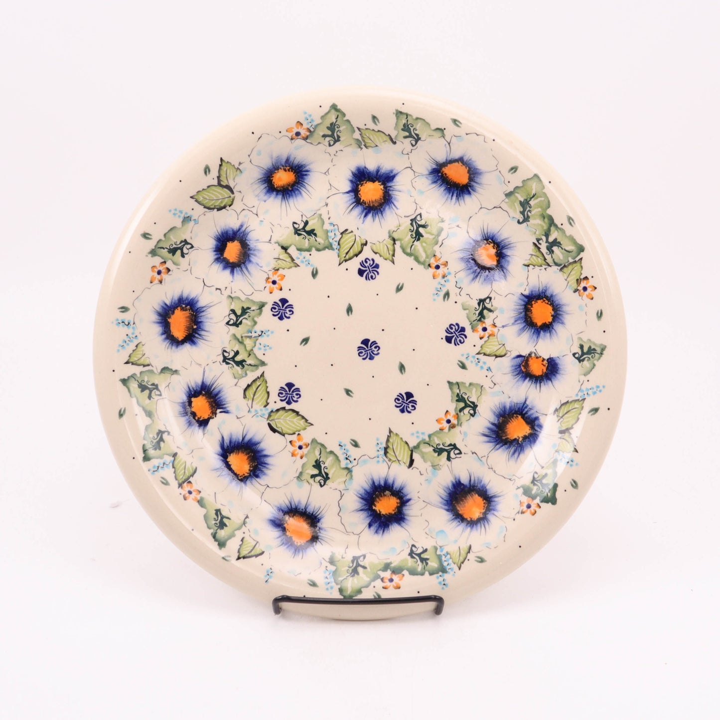 11.5" Plate. Pattern: Dark Blue Wreath