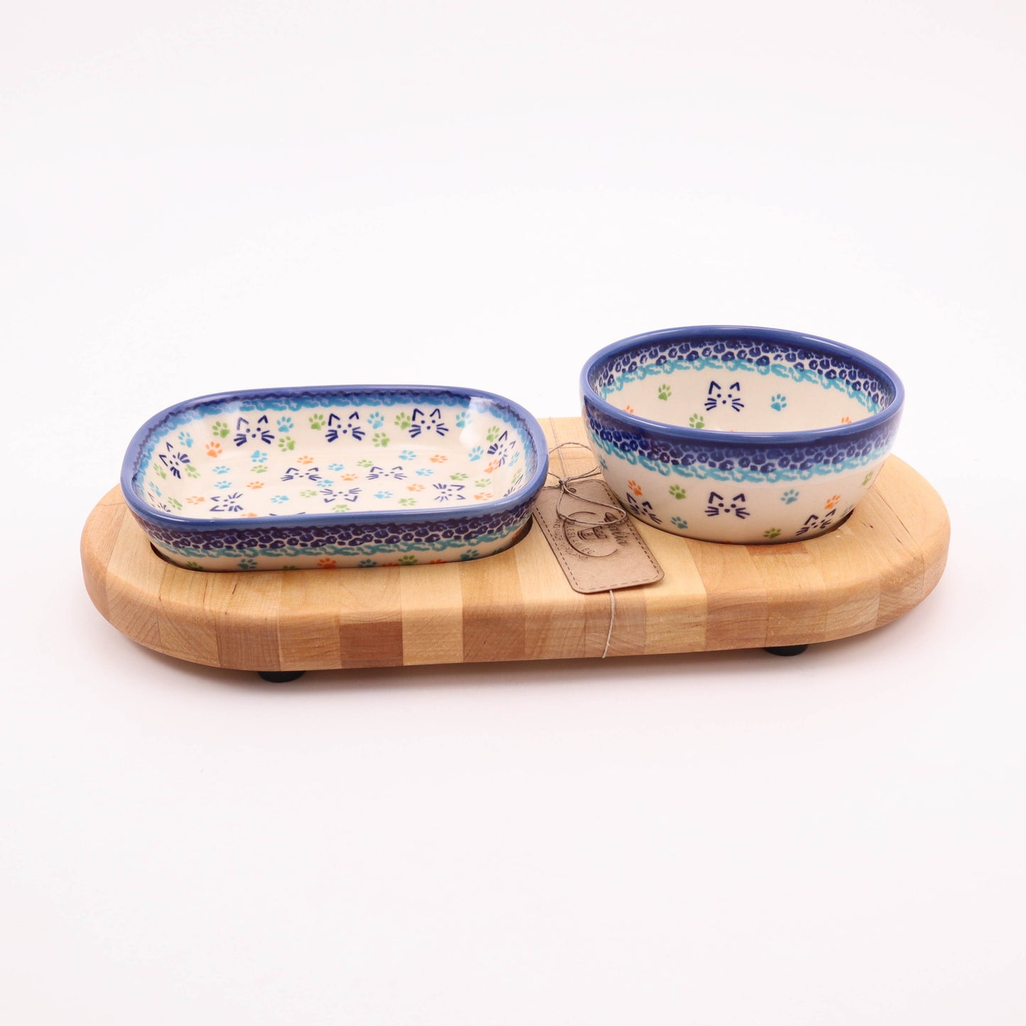 Food and Water Bowl Set. Pattern: Whiskers