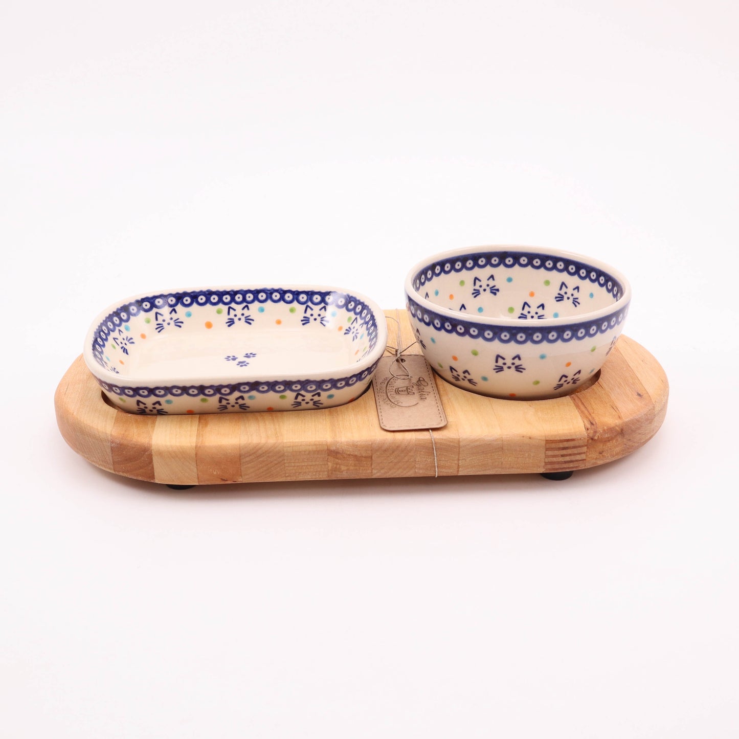 Food and Water Bowl Set. Pattern: Purrfect