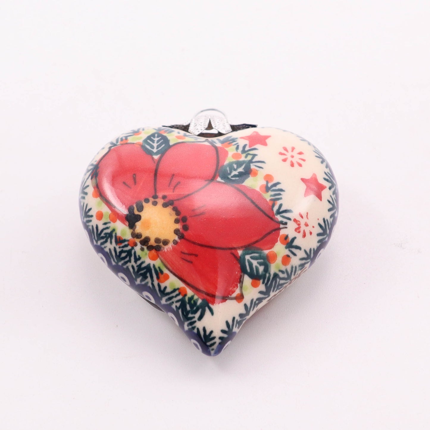 2.5"x2.5" Heart Ornament. Pattern: Poinsettia