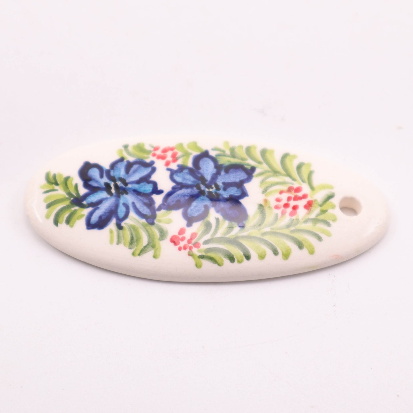 3" Oval Pendant. Pattern: Blue Flowers