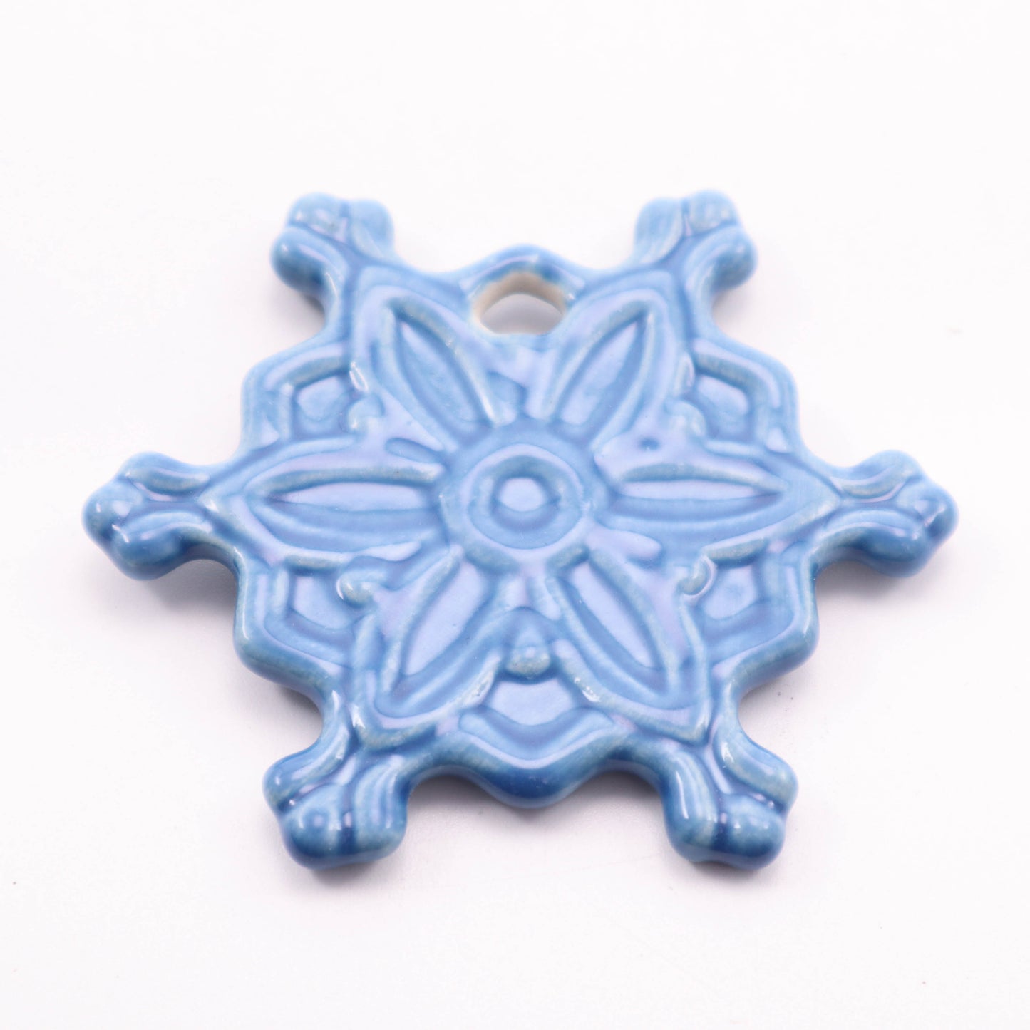 2.5" Snowflake Ornament. Pattern: Blue