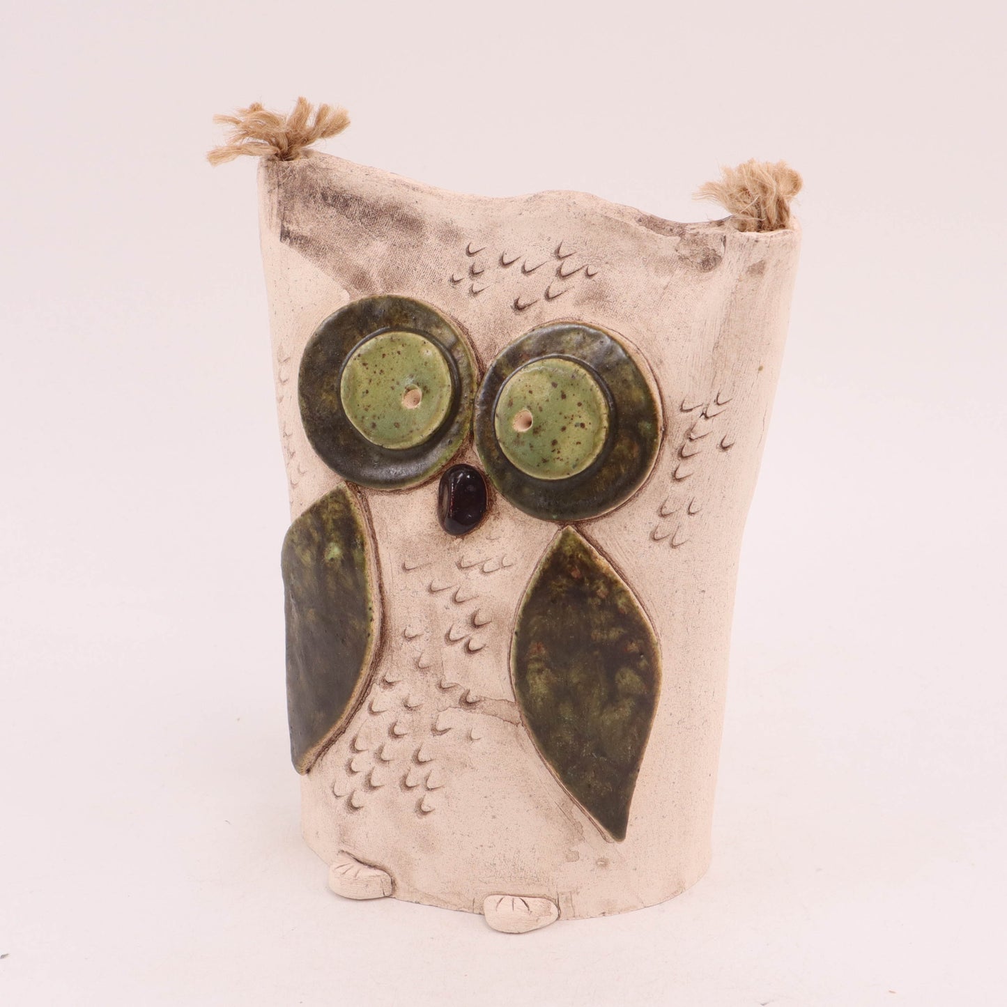 4.5"x7" Owl Figurine. Pattern: Green